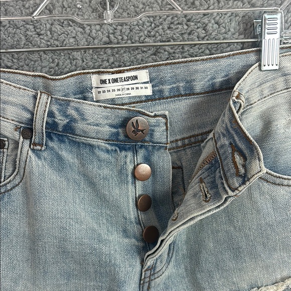 One by One Teaspoon Charges Sz 27 Relax Fit Med Rise Denim Women's Shorts - Picture 7 of 9
